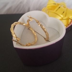 18k saudi gold hoop earrings